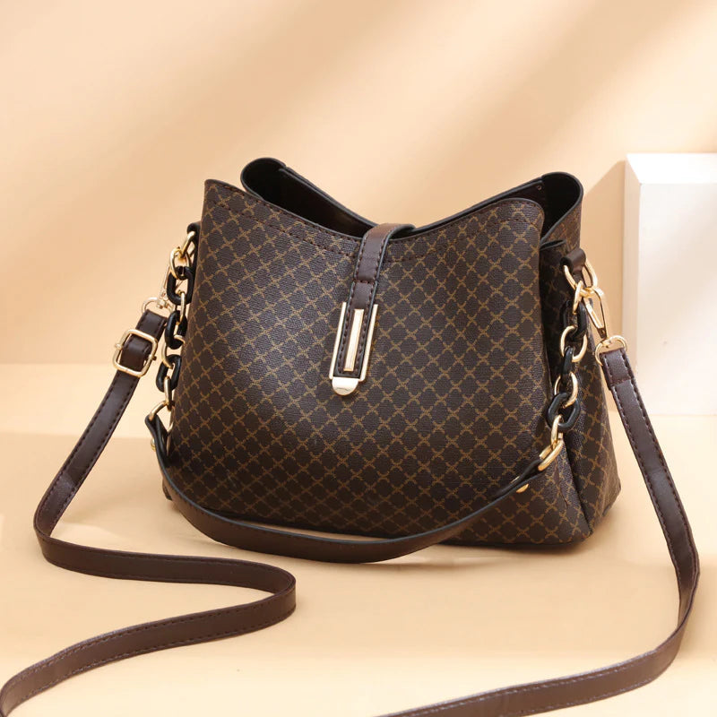 LARGE CAPACITY TRIPLE LAYER  SHOULDER MESSENGER BAG